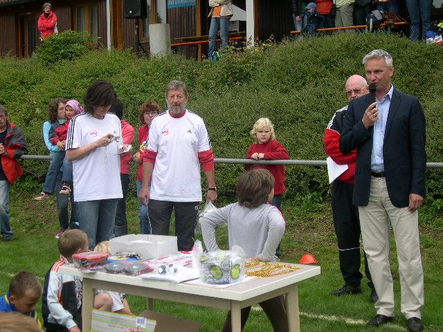 Tag des Kinderfussballs beim TSV Pfronstetten - Bambini - 40.JPG